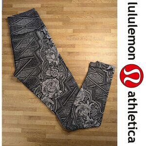 Lululemon Athletica Floral Mandala Pattern Leggings Size 8